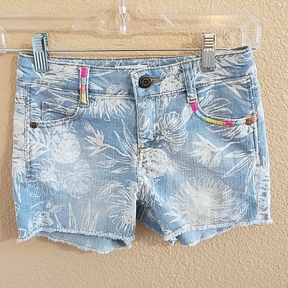 Epic Threads Other - Epic Threads Acid Wash Cut Off Shorts sz 10